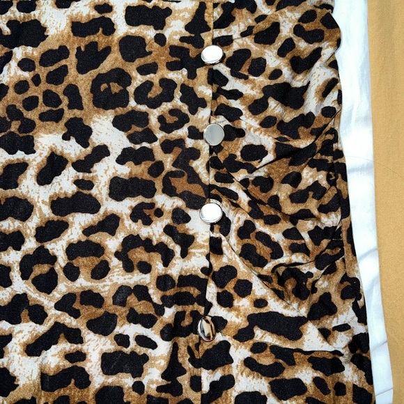 Cheetah MIDI Skirt with slit - Picture 2 of 6